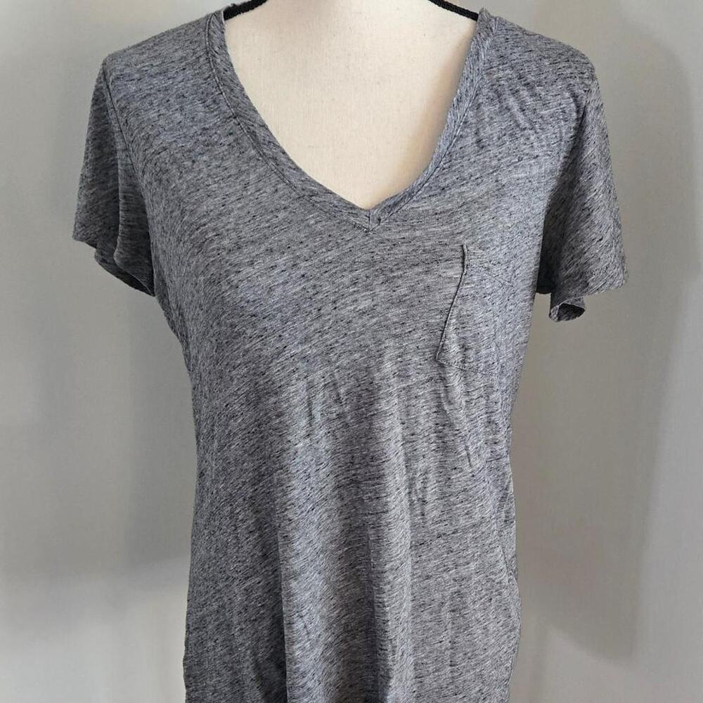 Madewell grey v neck short sleeve tee shirt S